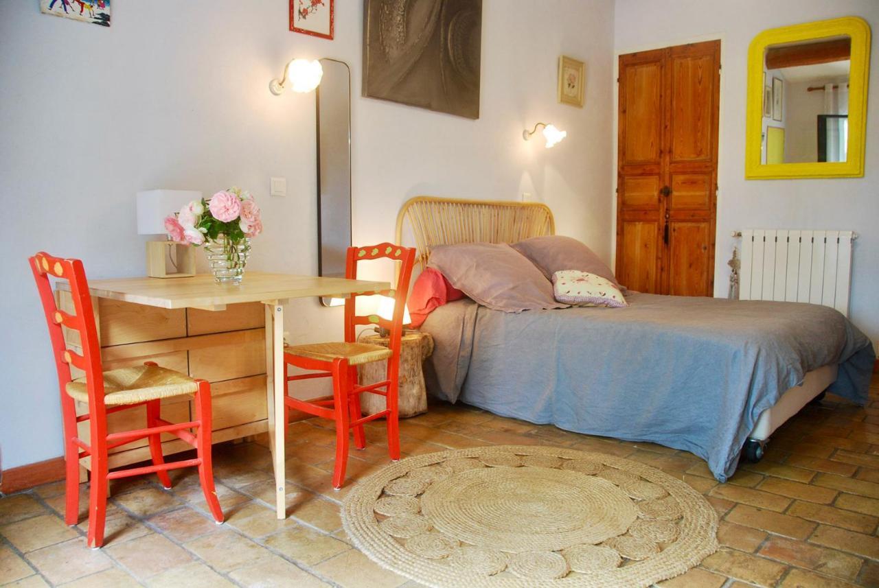 Les Volets Bleus Provence Villa Salon-de-Provence Eksteriør billede
